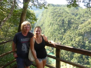 Der Blick über die wunderschönen Pools von Semuc Champey